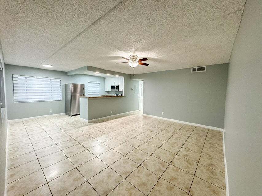 2000 Springdale Blvd Unit 201, Palm Springs, FL 33461 Condo for Rent