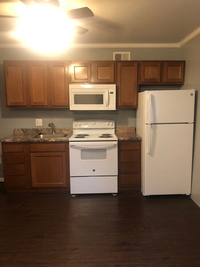 Kitchen - 19 Laughton St