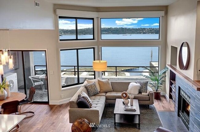 Building Photo - 2Bd/2Ba Seattle Condo