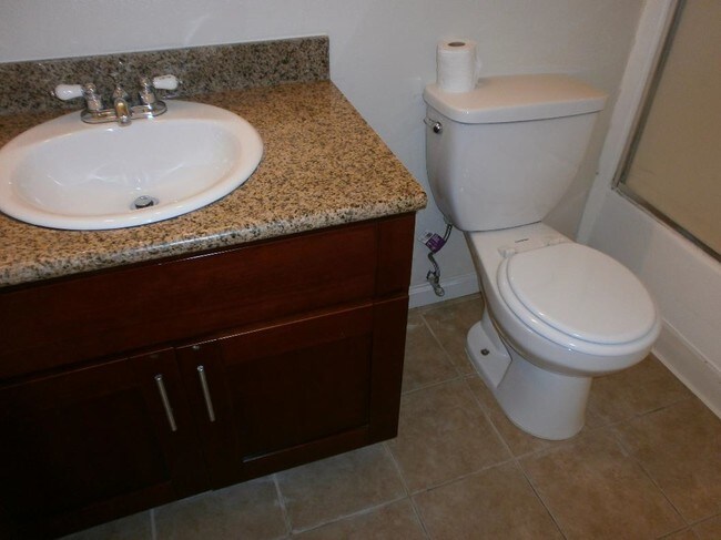Baño - 2752 Kollmar Dr