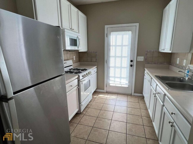 Building Photo - 6438 Portside Way