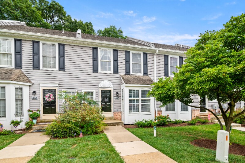 Foto principal - 445 Hartford Square