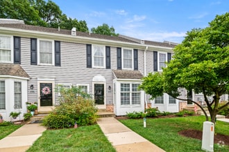 Building Photo - 445 Hartford Square