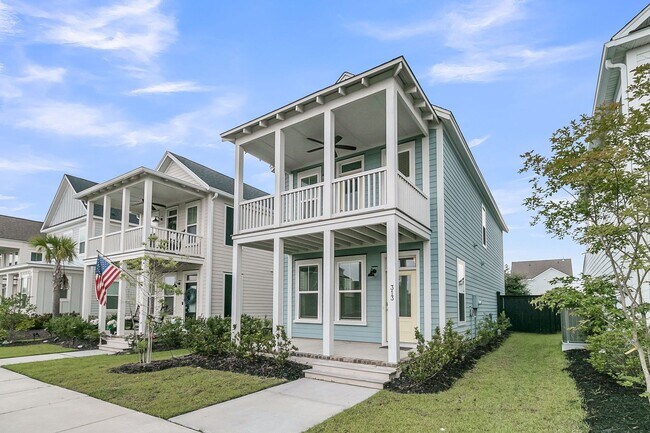 Building Photo - Charming Charleston Home in the Heart of M...