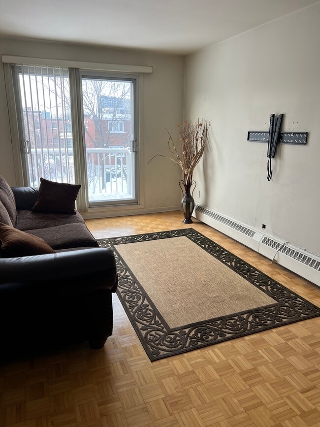 Photo du bâtiment - 1115 Rue Duguay