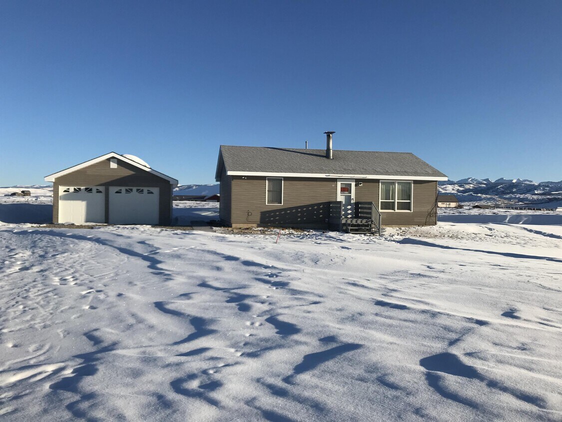 15 Arapahoe Trail, Pinedale, WY 82941 House for Rent in Pinedale, WY