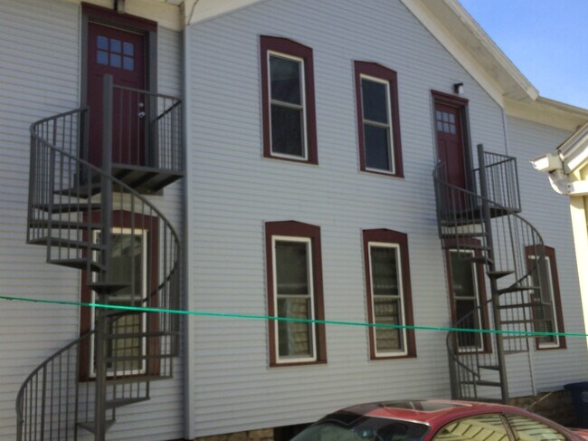 Foto del edificio - 527 W Lincoln Ave