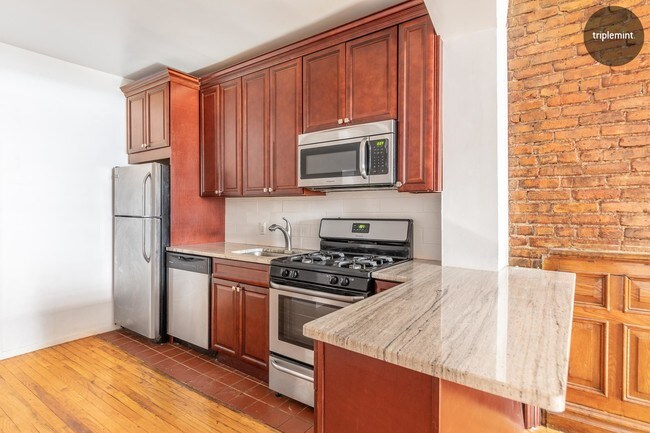 Foto del edificio - 108 West 120th Street