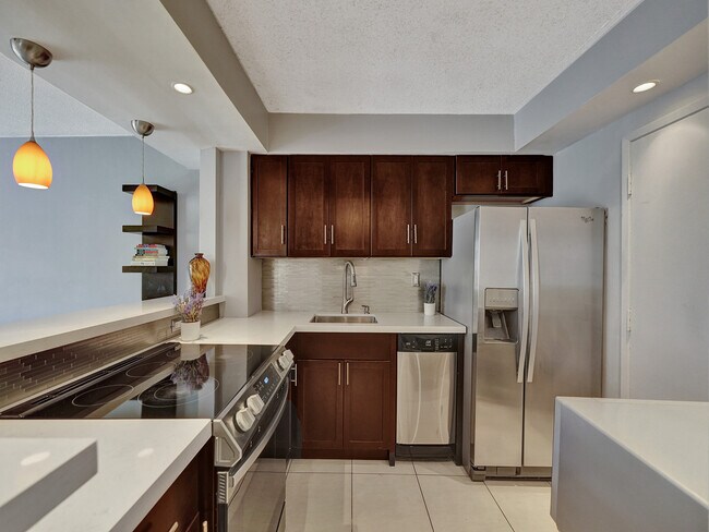 Foto del edificio - 1658 Bay Rd