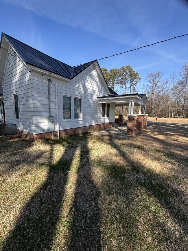 Building Photo - 2115 Galilee Rd