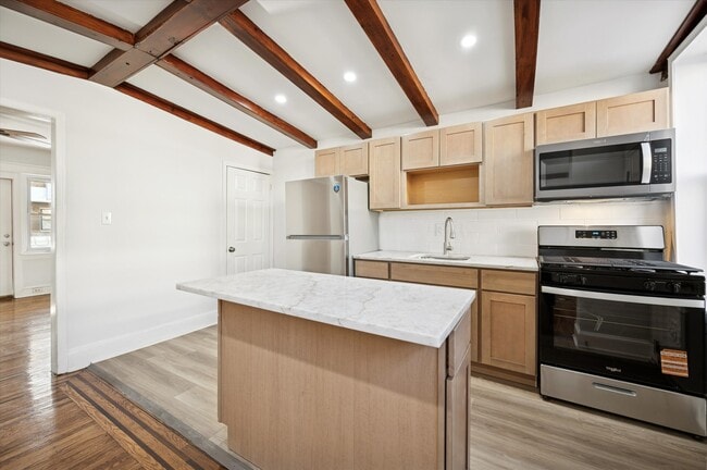 Photo - 5557 Matthews St Townhome
