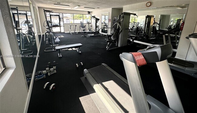 Foto del edificio - 8075 NW 7th St