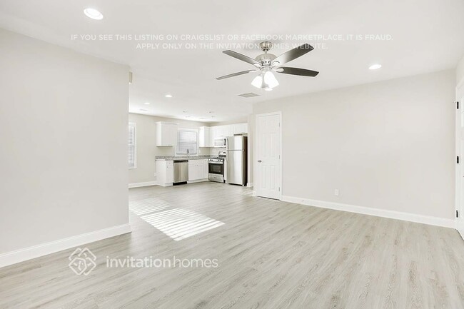 Building Photo - 3815 Clovis Ct NW