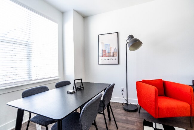 Foto del edificio - 1730 N Alley 1750 E