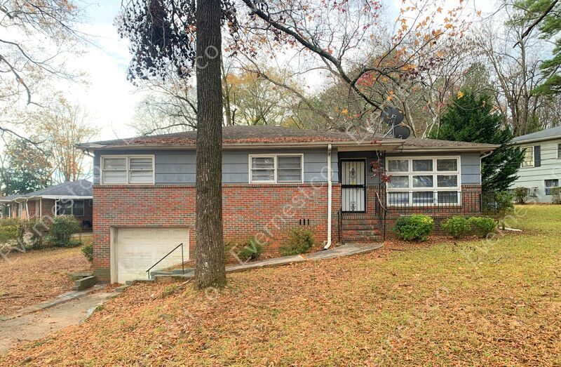 Primary Photo - 333 Robertson Ave