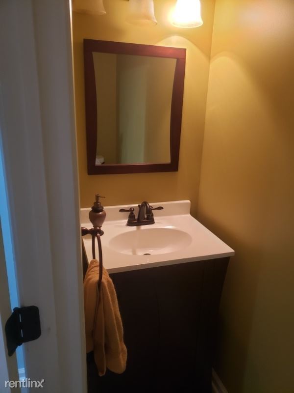 Foto del edificio - 3 br, 3 bath Townhome - 21 Patcong Dr