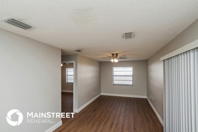 Foto del edificio - 1298 Robbinswood Dr