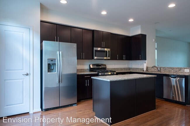 Foto del edificio - 2 br, 2.5 bath House - 3612 Fort Lincoln Dr`