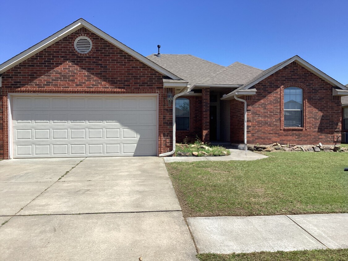 Foto principal - 509 SW 163rd St