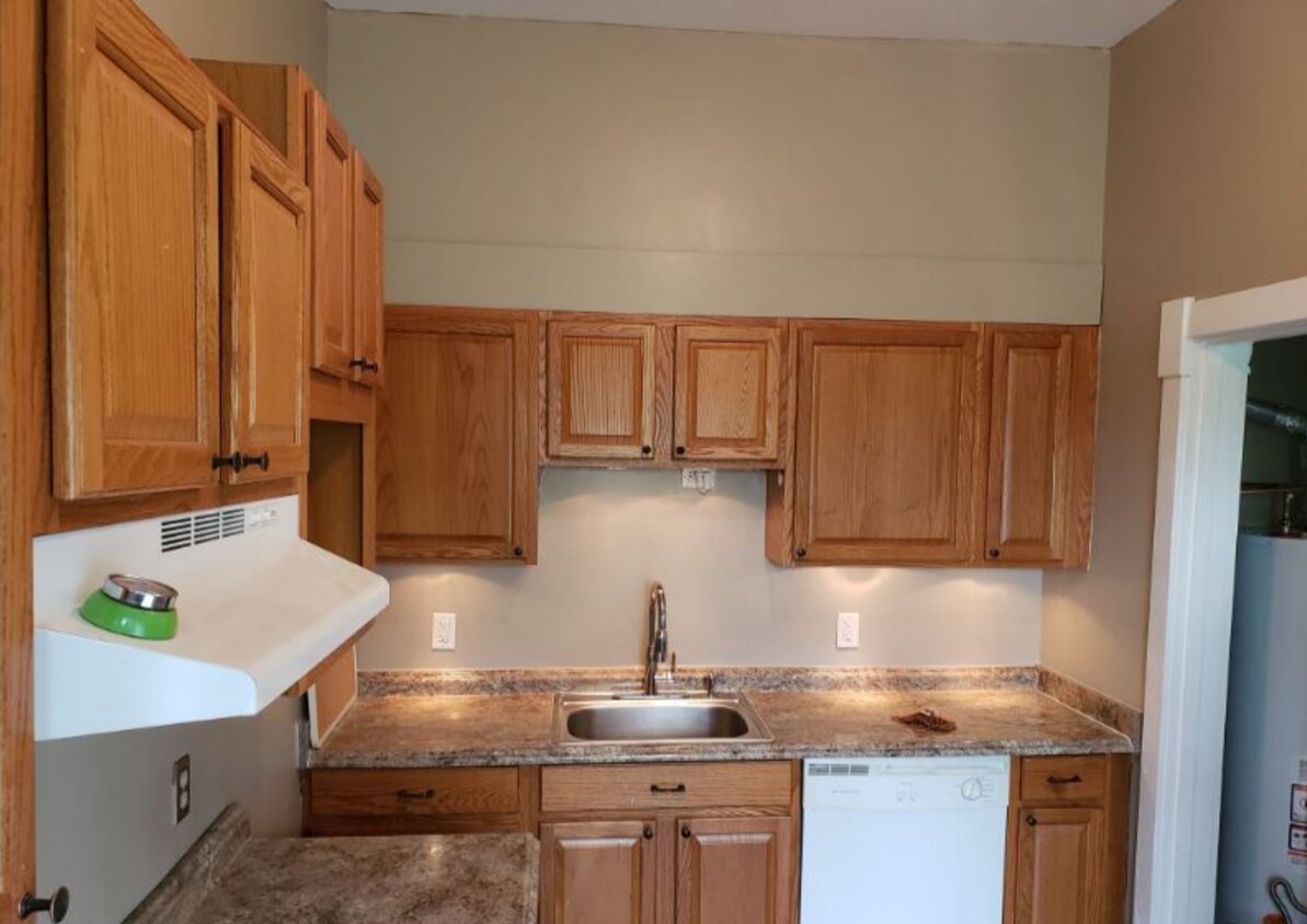 1111 Green St, Fairmont, WV 26554 House Rental in Fairmont, WV