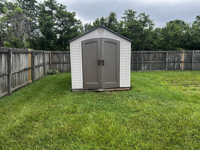 Foto del edificio - 7307 Ethan Allen Way