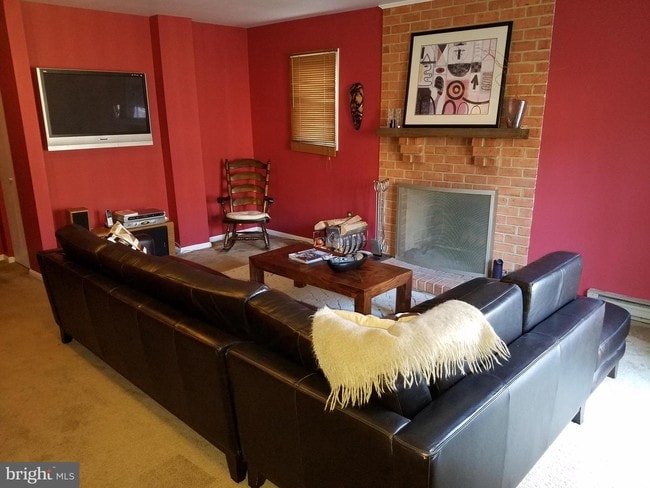 Building Photo - 11746 Carriage House Dr
