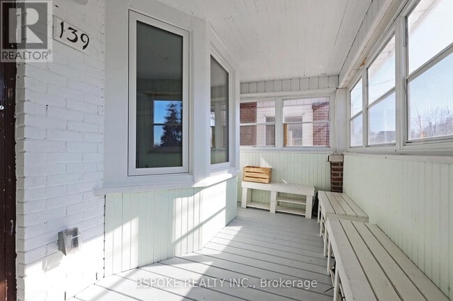 Building Photo - 139 Greenwood Ave