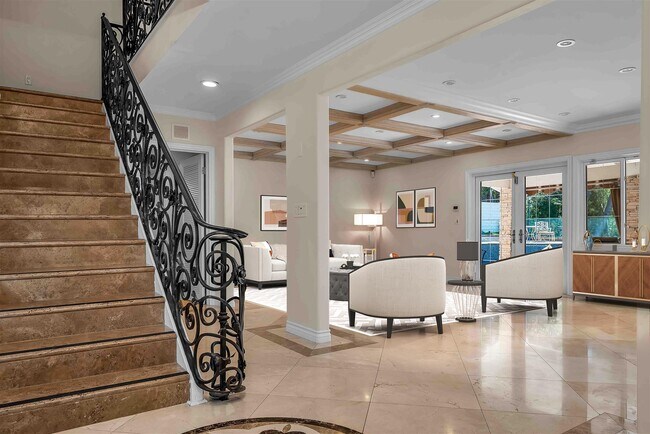 Building Photo - 4275 Towhee Dr