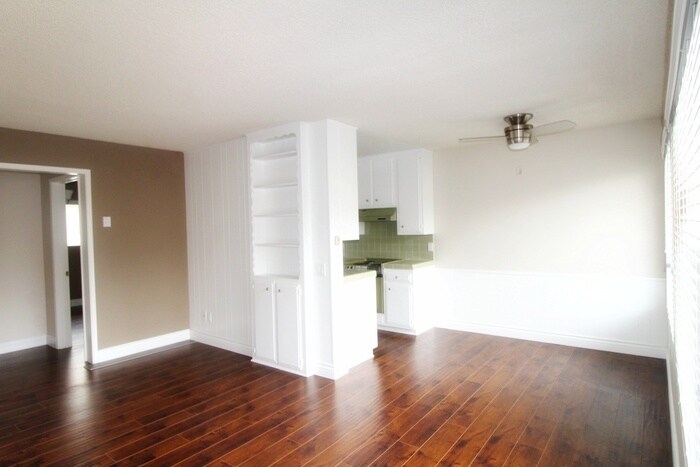 Primary Photo - 4135 Idaho St