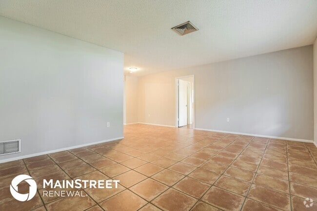 Building Photo - 2080 Java Plum Ave
