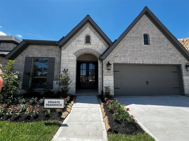 Building Photo - 10906 White Mist Dr