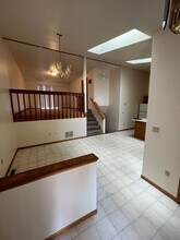 Building Photo - 629 29th Ave NE