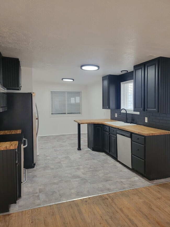 Foto del edificio - 215 Park St