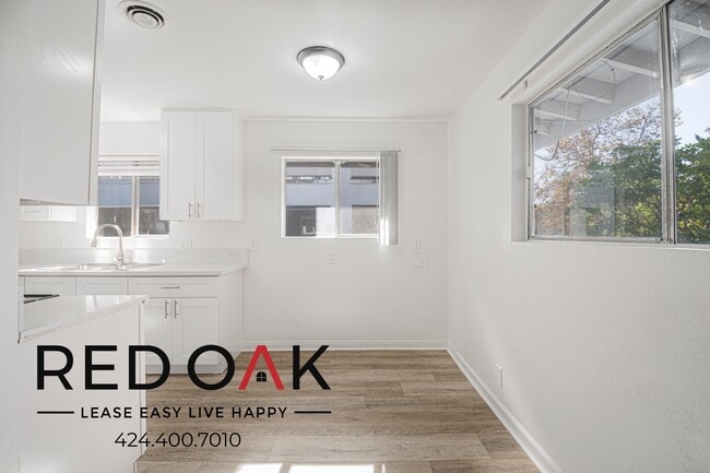 Foto del edificio - 1415 N Durant St