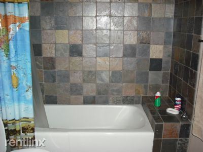 Foto del edificio - 2409 N Surrey Ct