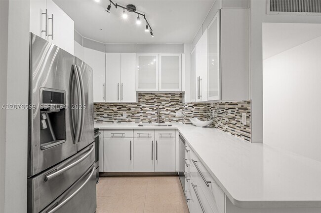 Foto del edificio - 7441 Wayne Ave