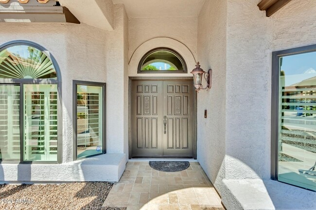 Building Photo - 4818 E Aire Libre Ave