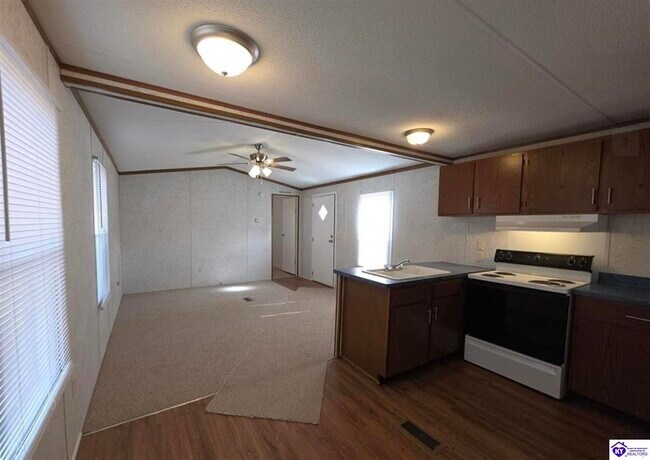 Foto del edificio - 412 Oak Ridge Dr