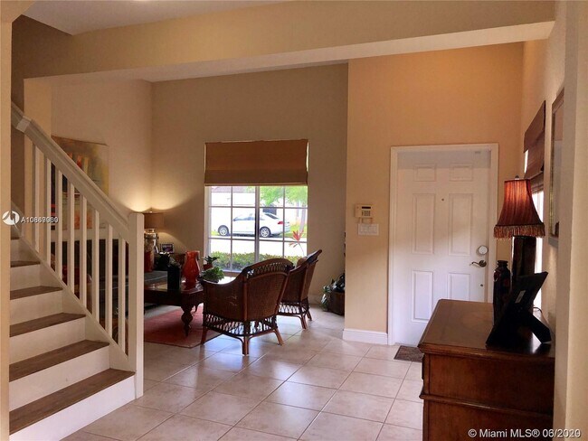 Foto del edificio - 867 SW 155th Ct