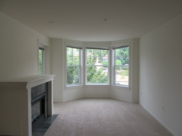 Building Photo - 2901 NE Blakeley St