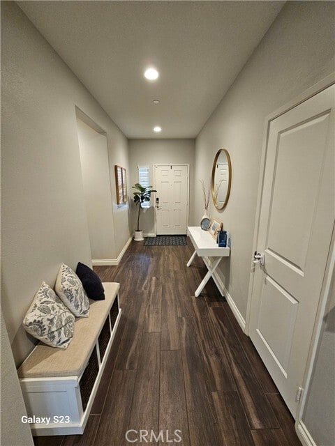 Building Photo - 283 Tanglewood Dr