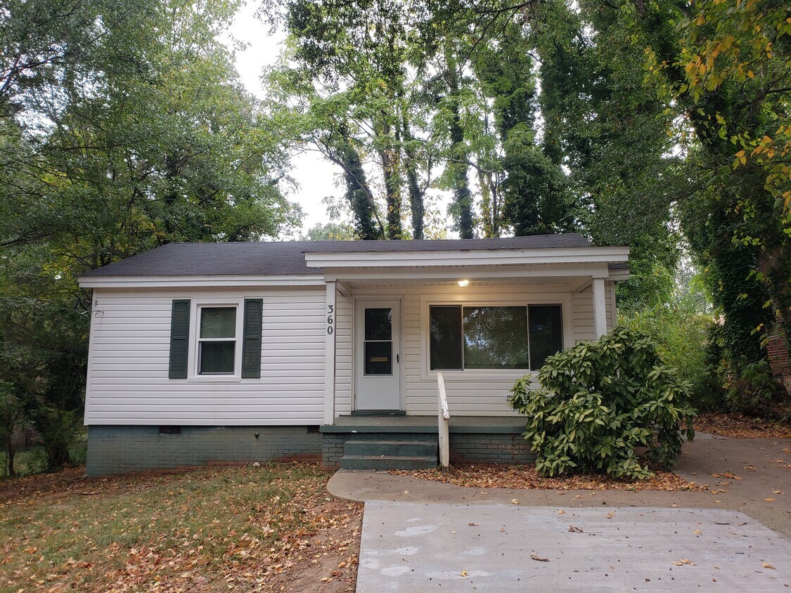 360 Loop St, Greenville, SC 29609 House Rental in Greenville, SC