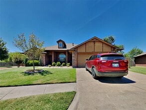 Building Photo - 12505 Edison Dr