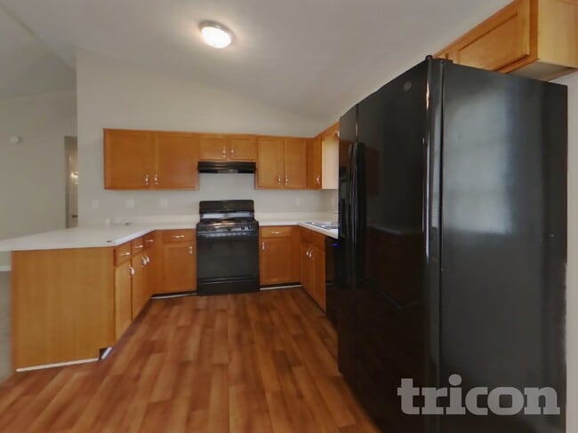 Building Photo - 302 Bethel Dr