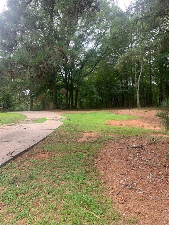 Foto del edificio - 3229 Bold Springs Rd