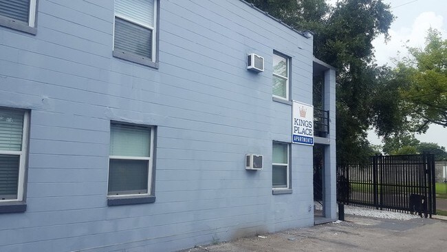 Building Photo - 1324 Prince St