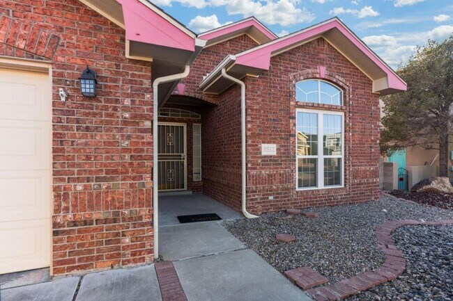 Foto del edificio - 9512 Rosas Ave NE