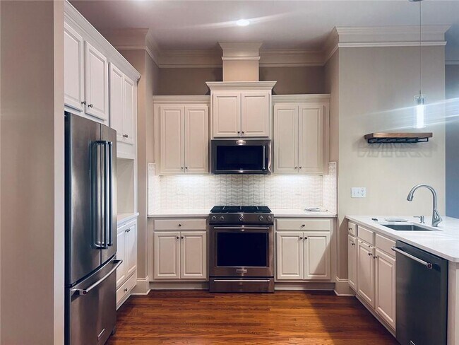 Foto del edificio - 144 W Ridge Way