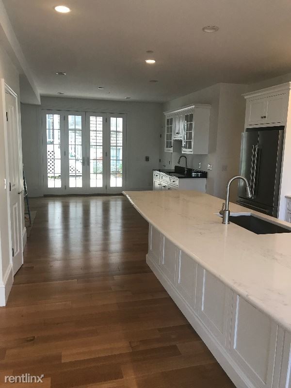 Primary Photo - 2 br, 2 bath Apartment - 18 Broadway 1 Unit 1