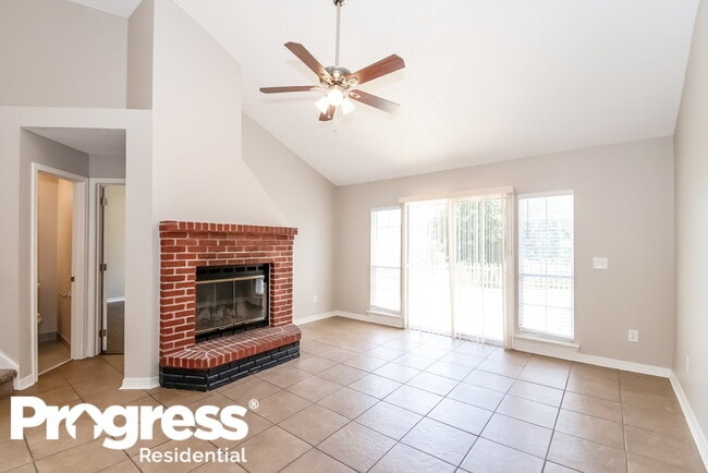 Building Photo - 8055 Mactavish Way E